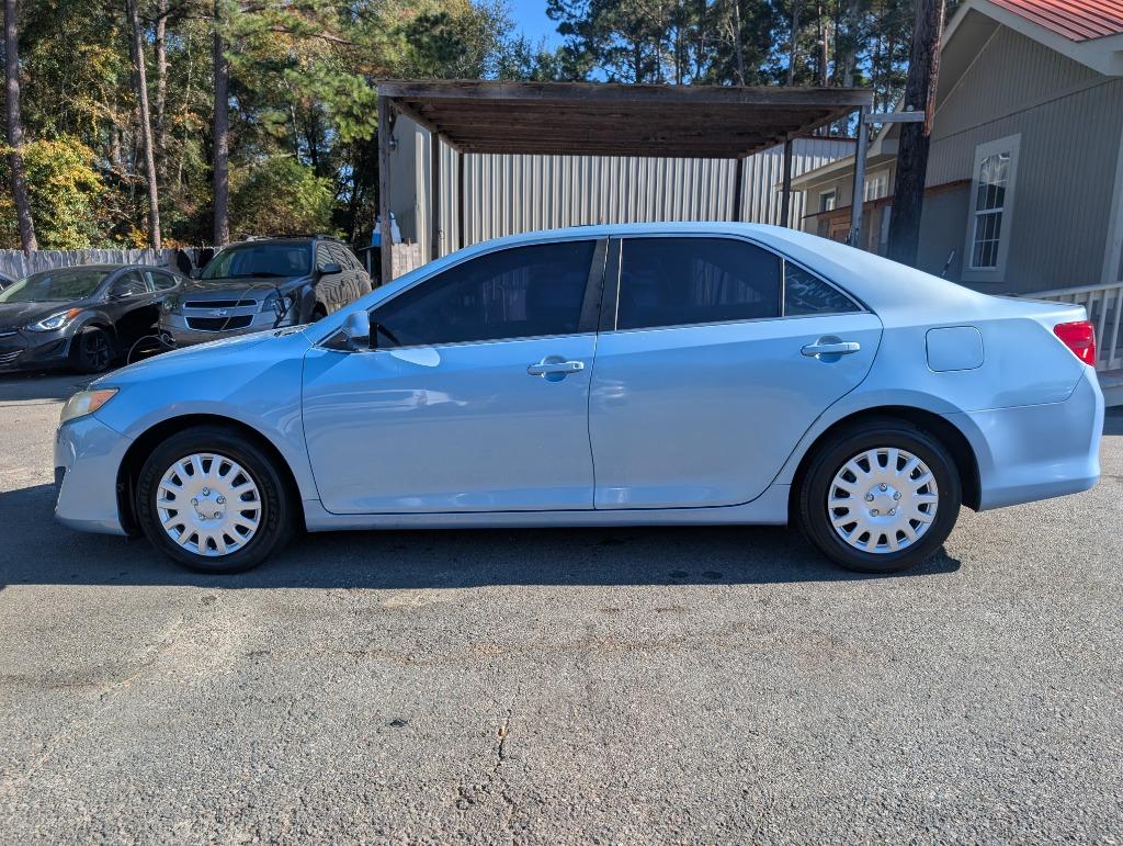 2014 Toyota Camry L's photo